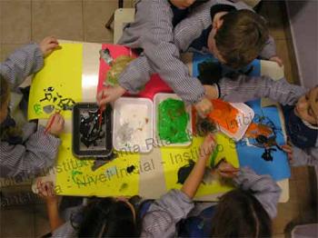sala de 5 pintando