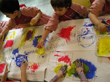 sala de 2 pintando